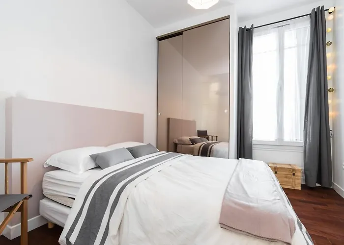 Le 323 Prom - Beachfront - Parking - Near Tram &supermarket - Ac - Washing Machine Nice