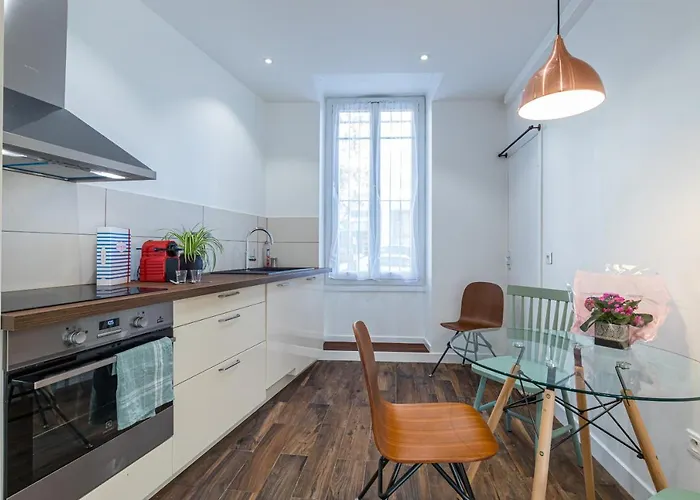 Le 323 Prom - Beachfront - Parking - Near Tram &supermarket - Ac - Washing Machine Apartamento *