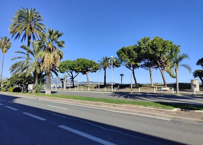 Le 323 Prom - Beachfront - Parking - Near Tram &supermarket - Ac - Washing Machine Apartamento Nice