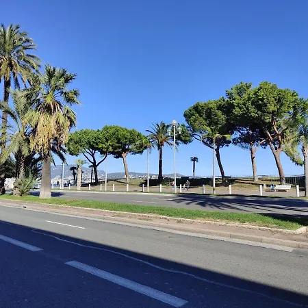 Le 323 Prom - Beachfront - Parking - Near Tram &supermarket - Ac - Washing Machine Lejlighed Nice