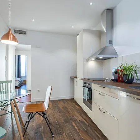 Apartman Le 323 Prom - 2 - Ac - Parking - Tram Et Supermarche Proches - Front De Nizza